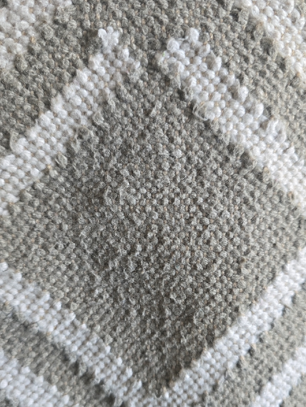Potterybarn Neutral Geometric Fringe Throw Rug - Picture 3 of 3